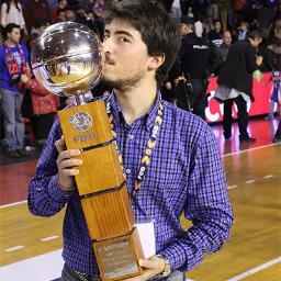 🇬🇧 & 👟 Teacher •  In 🏀 since 8, now referee in FBCyL • I've worked in SPB, LaLiga, FCB, Mediaset, UBU, BBC, RTVE & PRISA • Marketing Lover