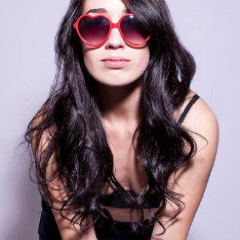 magicuniform's profile picture. Maarrrllleeyy