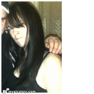 I'm a mum of 3 gorgeous kids,love listening 2 music,going out for meals, I love spending time with my bf and kids :)