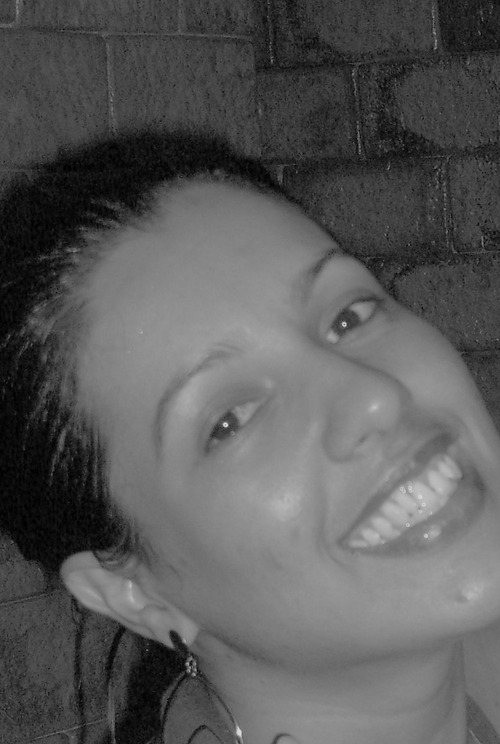 karinaevelyn's profile picture. 