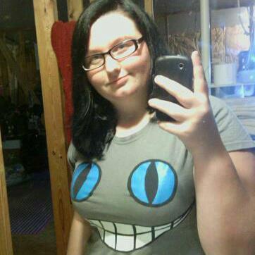 SierraLeavelle's profile picture. I'm just a normal girl that has a passion for acting, singing, writing and drawing.