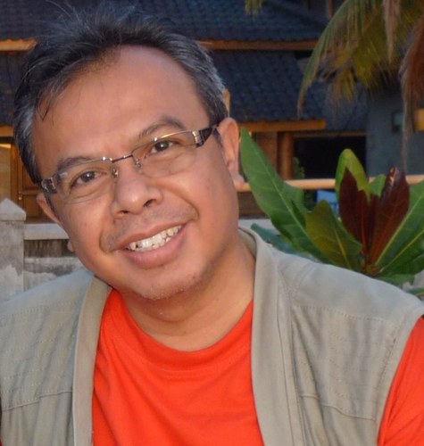 dede_satia's profile picture. internist, ramah....suka bekerja