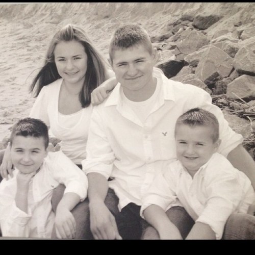 kris10fuzz's profile picture. 