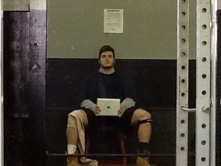 castanhaxxx's profile picture. GROVE ST Hellz kitchen