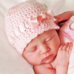 Born a Princess. I can be rather cranky. Mother: @girlwiththeshoe Father: @BravePrince_Tom