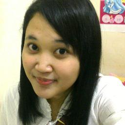 Ratna_safara's profile picture. hening-bergerak-mengalir
