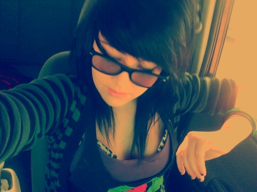 sarahcameron60's profile picture. how many ppl actually read the bios?? hmm well either way im sarah n ima cool cat :)