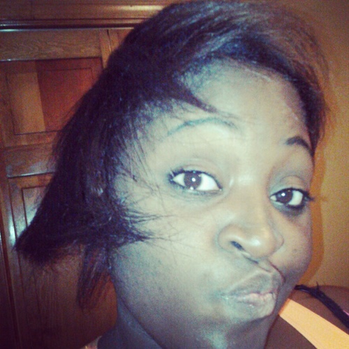 #team Mom 3 ;#team Bixtddtttchh;) ;#team Cream ;#team play it how it goes ;#team Mulahh:) ;#team Dolla! ***if i don't intimidate yu, i should;))  YOLO!