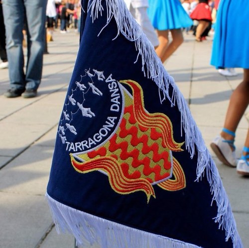 Benvinguts a l'Agrupació Sardanista Tarragona Dansa.
Ballem sardanes de competició des de 1980.
Us hi esperem! 💙