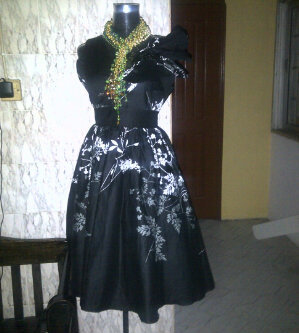 Nouva Couture is a full service, fashion house dedicated to consistently providing High customer satisfaction.