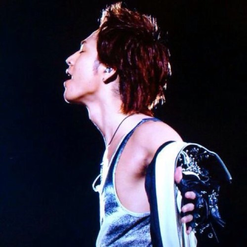 9割遊ぶことしか考えてません\(^o^)/Twitterで楽しいこと見つけたい\(^o^)/EXILE、三代目JSBも好きだけど、HIP HOP R&B BLACK MUSIC 大好き♪( ´▽`)follow me!
