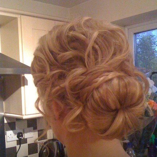 hair_home's profile picture. Freelance hairstylist working in and around newcastle
