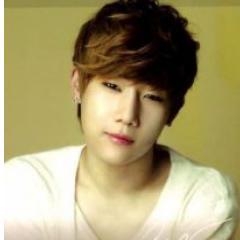 あんにょーん＾＾@Infinitewookyuいむにだー＾＾こちらの垢はBotさん用なので、Botさん以外の方のぽろはしません＾＾；
よろしくお願いします＾＾