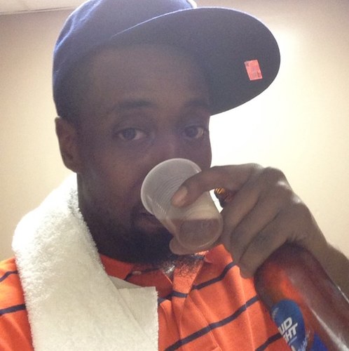 BoomOnCloud's profile picture. High & don't need a lighter Antonio Colemans my name Mayfield n Champion da same.That makes Blueblood Pain &Gain