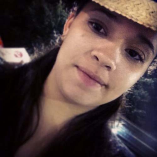 noviembre#26I like to laugh and enjoy life#listening to music being with my friends,  new places I  mybuy #like like