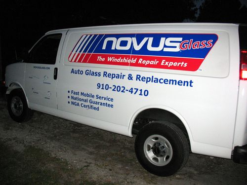 Auto Glass Repair and Replacement Experts