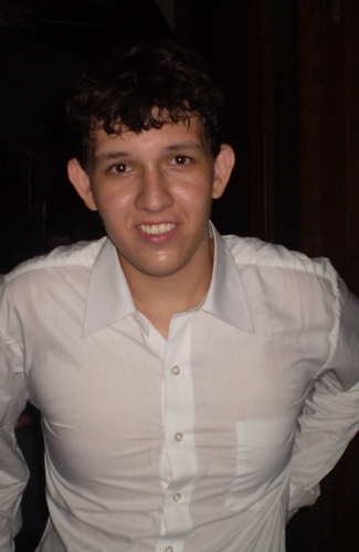 Amo clube e sol, detesto calor. Amo frio 3

Amo as coisas boas da vida ...