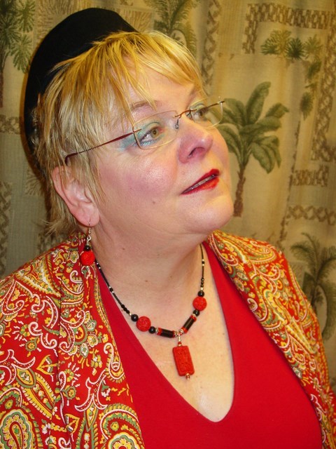 funkyjeweler's profile picture. 