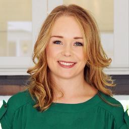 Vinnare av Sveriges Mästerkock 2011, matkreatör, kock, föreläsare, författare och twittrar om ett och annat. Kika även in hos mig, http://t.co/ux2HE0TehM