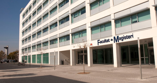 AdR de la Facultat de Magisteri de la Universitat de València.