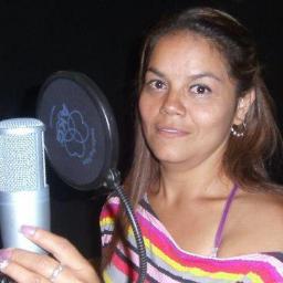 LA ENVIDIA ES MEJOR PROVOCARLA Q SENTIRLA...
