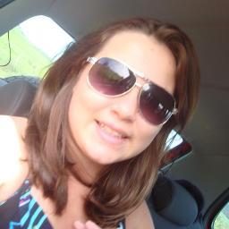 legal,chata,retardada,fofa e amo a minha best @__sofaraway__
