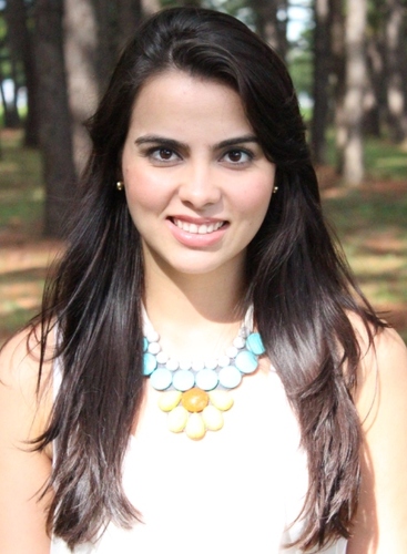 Blog http://t.co/1CYkR6gL
Devocional, moda, unhas, maquiagem...