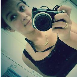 Eu sou assim mesmo,nunca pedi pra ser compreendida.Nunca implorei que me aceitasse.Se quer ficar do meu lado,que seja com todos os meus defeitos.Segue&Eu sigo.