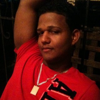 rolan2m's profile picture. 