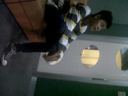 momolharahap's profile picture. 