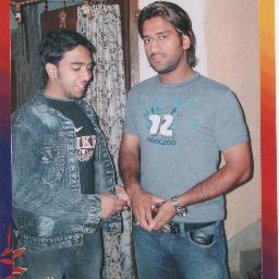 Die hard Dhoni fan,sports lover,Bjp supporter,Proud Indian!