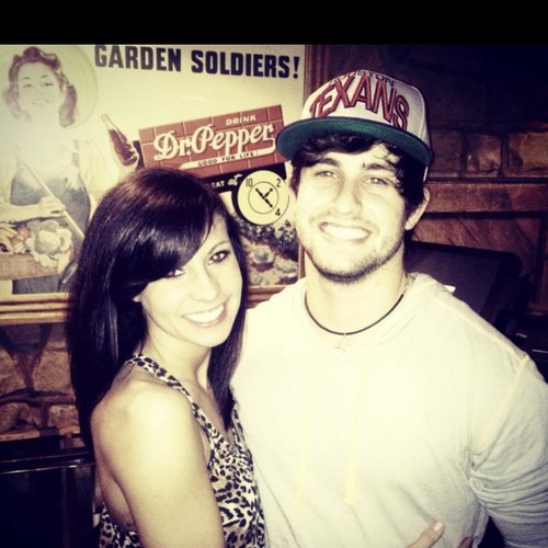 Seancoakes's profile picture. Life's a rocky one, keep your head up because it's nothing you can't handle. Staying postive makes life that much easier.