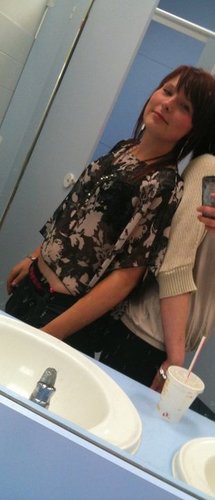 hayley, 19years young, 12.3.1993, best day of my lifee 22.11.12 my beautiful baby girl was born 6lb 1oz 3 i have the most amazin boyfriend.