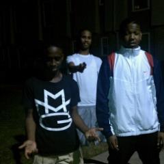 MMC ! free all my niggas , RIP tSlugga & Buddy . btw , H.O H !