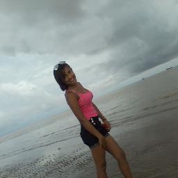 Essa garota linda, amo ela demais s2 minha best friend . Te amo juju ( via : @iasmimelo Peremuda ) kk