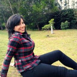 Tecnóloga Ambiental, amante y protectora de los Animales,  Locutora en Programa Mundo de jovenes! en Zipaquira, Naci en Sogamoso, Boyaca.