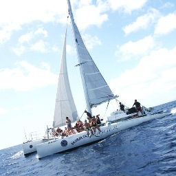 Gilde across the open ocean on a championship racing catamaran.  Explore the deep blue Hawaiian waters and reefs of Waikiki.