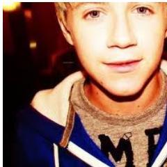 I love one direction , Niall 3  @onedirection please follow me?      i follow back 3
