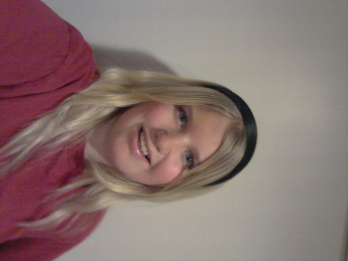 ellen1cool's profile picture. 