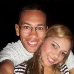 Servo e adorador,casado com a mulher mais linda de todas Mikaelly Moreira.