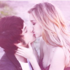 Eu continuo seguindo em frente, porque se eu tenho você, tenho razões de sobra para não desistir. Meu leãozinho, i love you ♥ | Replys nos favoritos