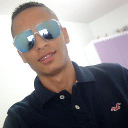 Sou o tipo de pessoα que vooc' vαi ver e nuncα vαi se esquecer ! Sem buxixo com meu nome,fαz o seu que eu fαço o meu,o meu serα o meu e por nós somente Deus !