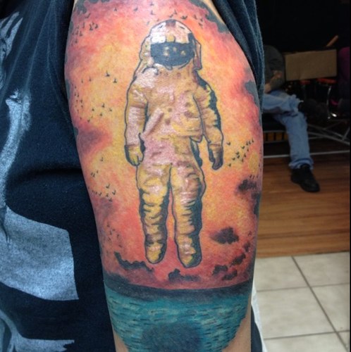 We are an awesome full service tattoo and piercing studio!