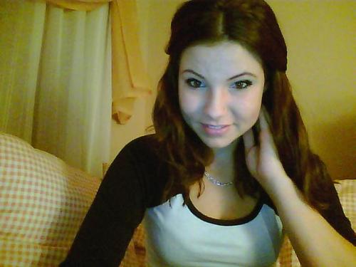 †      
 * 100% Polska 
  *smileee ☺
  *i don't care anymore baby ; )
  * '- ℓινє,ℓαυgн,ℓσνє ♥