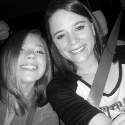 LizAnne0329's profile picture. 