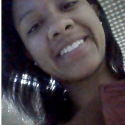 Tudo fica bem melhor com um sorriso nu rosto ! *-*