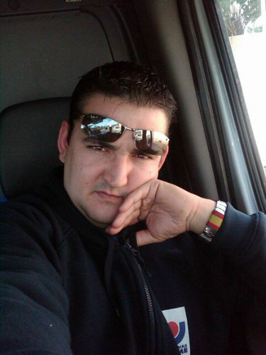 Raul_tete77's profile picture. Víctima de la LOGSE,  sufrido autónomo, Trabajador incansable, Heladero y feliz padre.