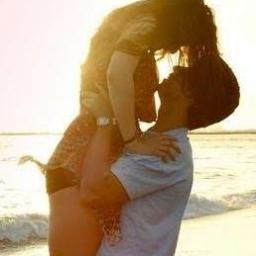 Tudo que se passa no coração de uma pessoa que vive um amor ♥  ME SEGUE ! *-----*