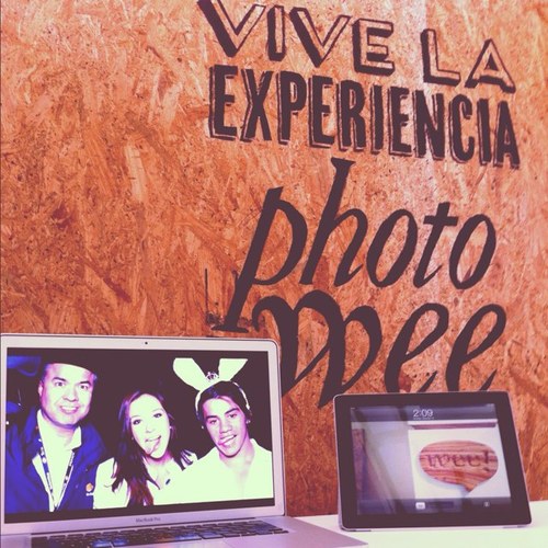 photowee's profile picture. Una manera diferente de tomar fotos de tu evento. El resultado = fotos originales, únicas y divertidas!