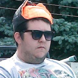 Blouthecolour's profile picture. Cinéphile, téléphile, chroniqueur pour http://t.co/pZmvRqqo, mélomane et mythomane à ses heures. J'adore Star Wars Episode II et Sweet Poeple!